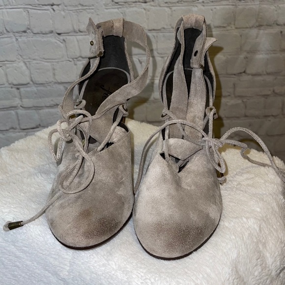 FREE PEOPLE Nouvella Wrap Heel - Picture 4 of 15